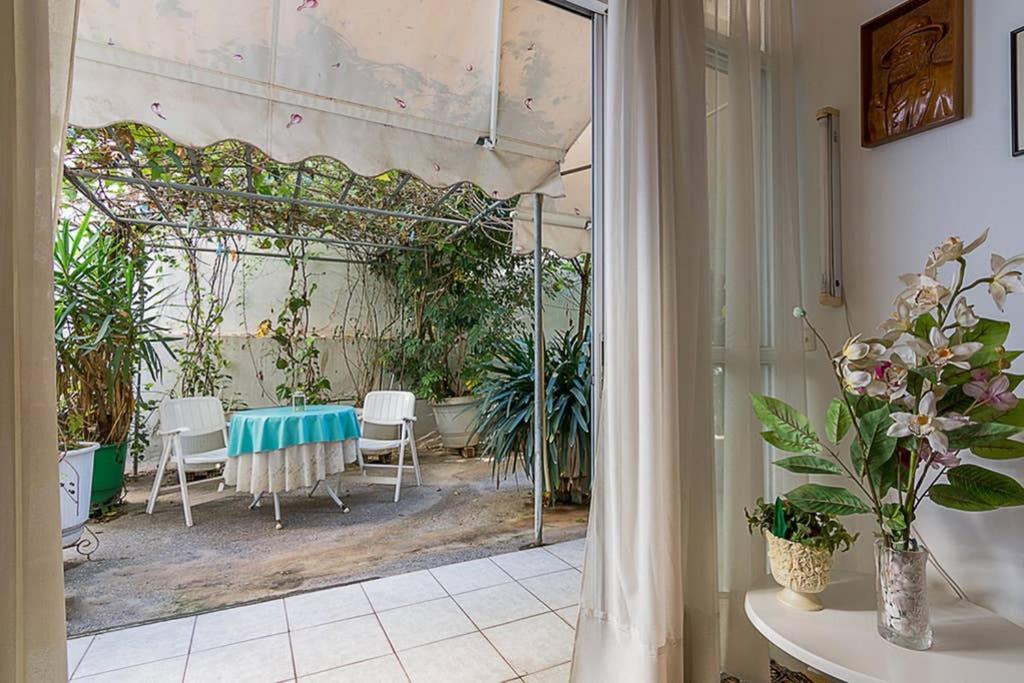 אתונה Vintage Style Apartment With Beautiful Backyard מראה חיצוני תמונה