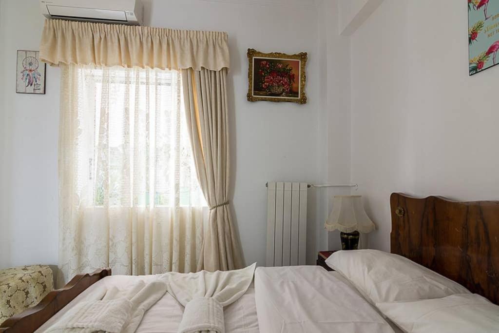 אתונה Vintage Style Apartment With Beautiful Backyard מראה חיצוני תמונה